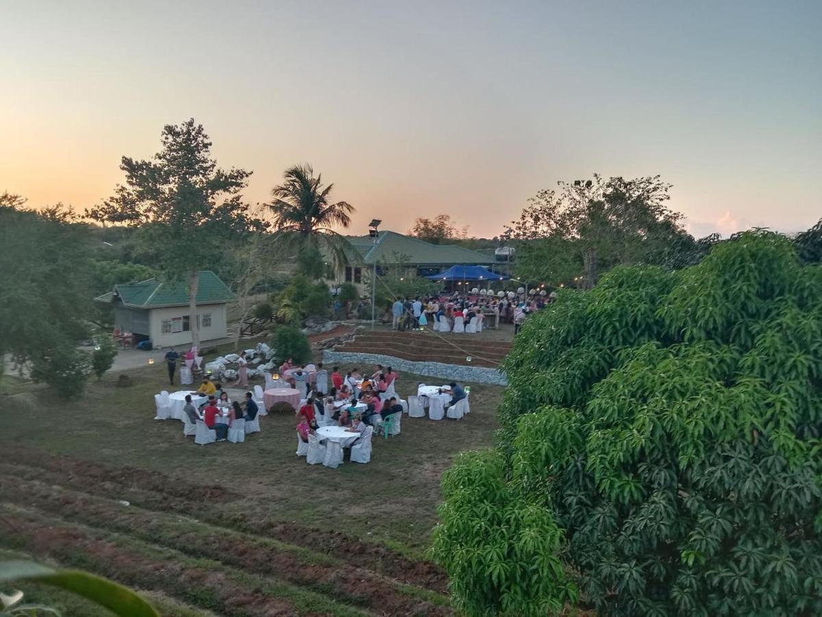 Michaels Homestay - Farm Villa Nr Patar Beach & Bolinao Falls Экстерьер фото