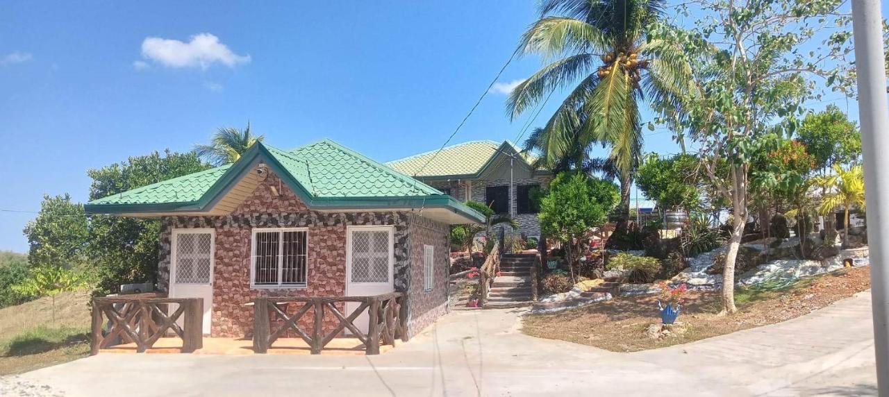Michaels Homestay - Farm Villa Nr Patar Beach & Bolinao Falls Экстерьер фото