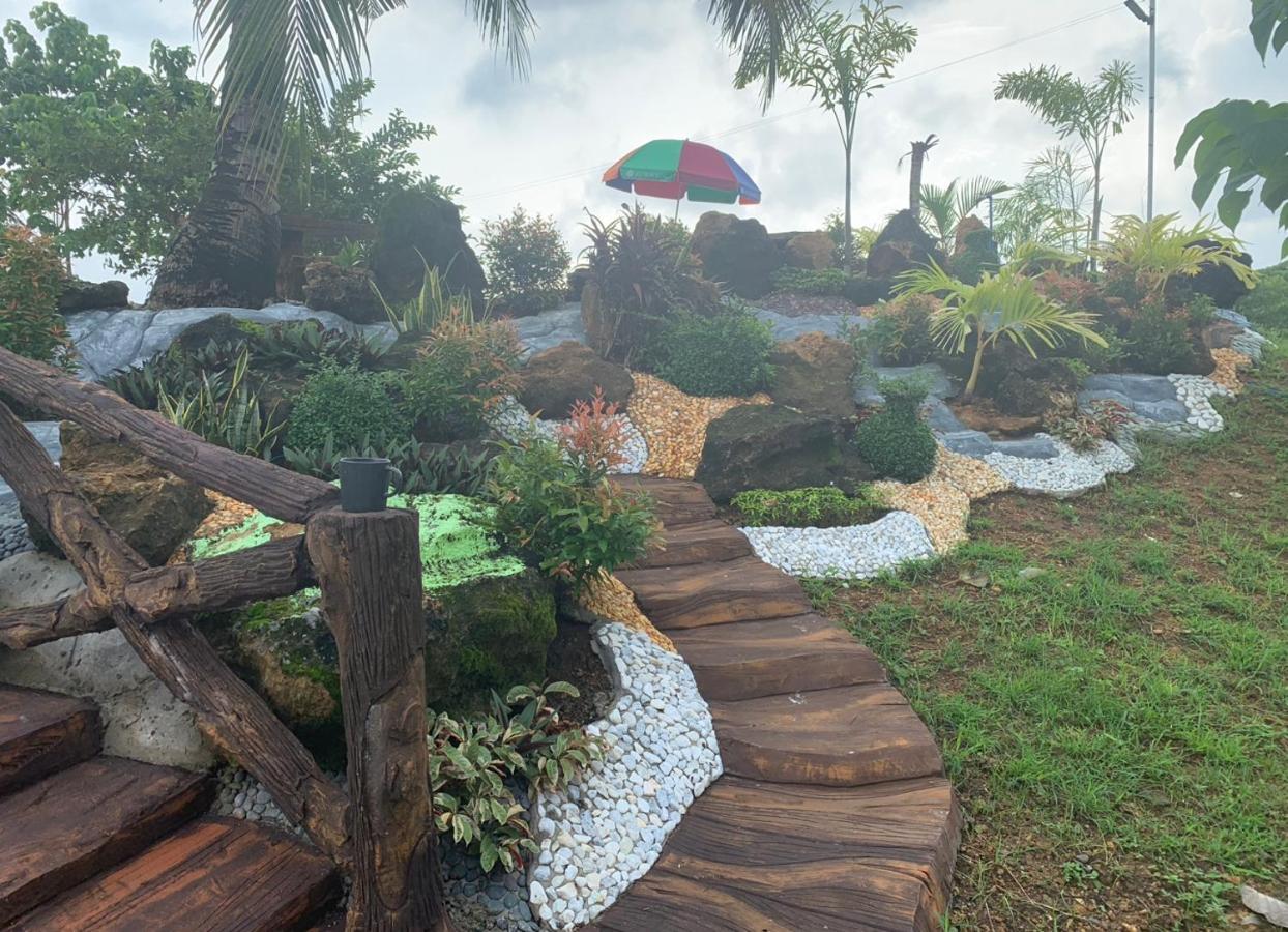 Michaels Homestay - Farm Villa Nr Patar Beach & Bolinao Falls Экстерьер фото
