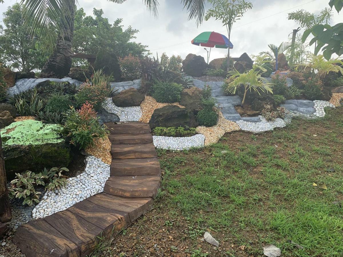 Michaels Homestay - Farm Villa Nr Patar Beach & Bolinao Falls Экстерьер фото